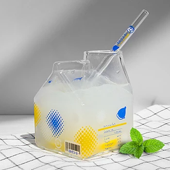 Чаша за вода сладко креативна с соломинками проста модерна квадратна кутия за мляко чаша японската прясна момиче сърцето ins снимка на стъкло, без слама